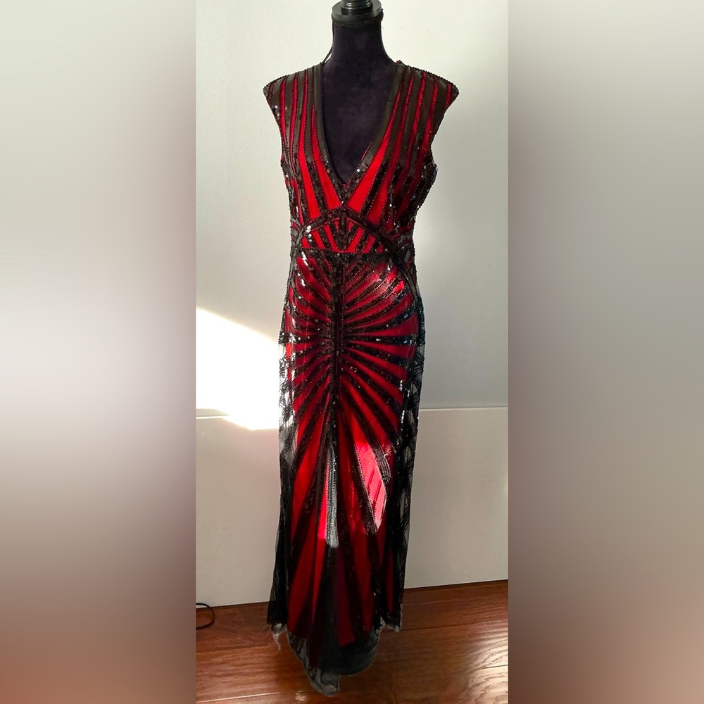 Beautiful special occasion dress 🌹🌹🌹